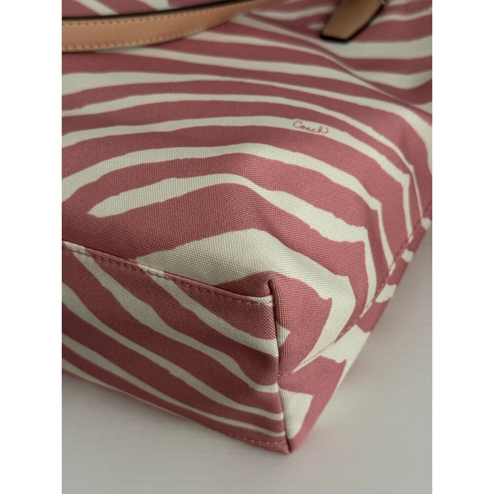Coach Zebra Print Signature Stripe Tote F23283 Pink White EUC - Picture 9 of 13